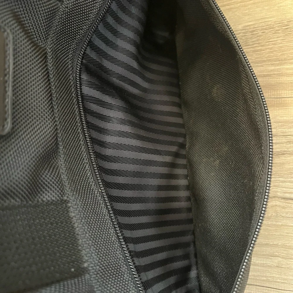 Tumi vintage slim
